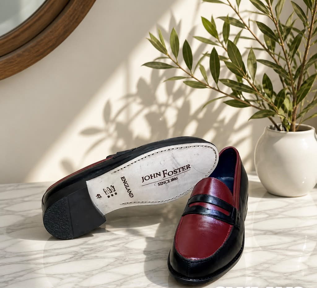 mocassins bicolores John Foster en cuir noir et bordeaux