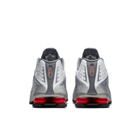 Sneaker Shox R4 Metallic Silver