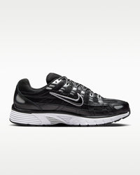 Sneakers P-6000 noir et argent métallique