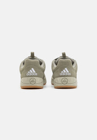 Basket adidas Adimatic Silver Pebble