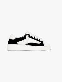 baskets Numeris Eclipse Jet en noir et blanc.