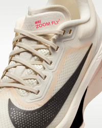 Sneakers Zoom Fly 6  Pale Ivory / Black – Crimson Tint