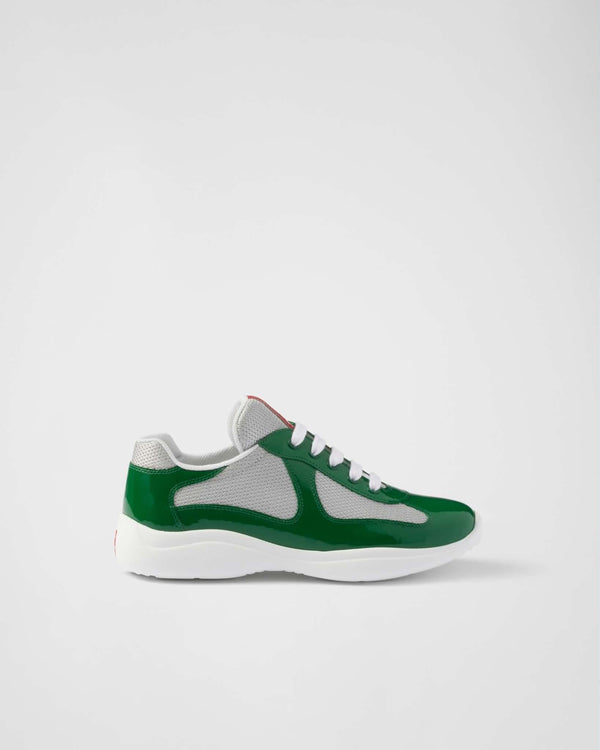 baskets Prada America's Cup en cuir verni vert.