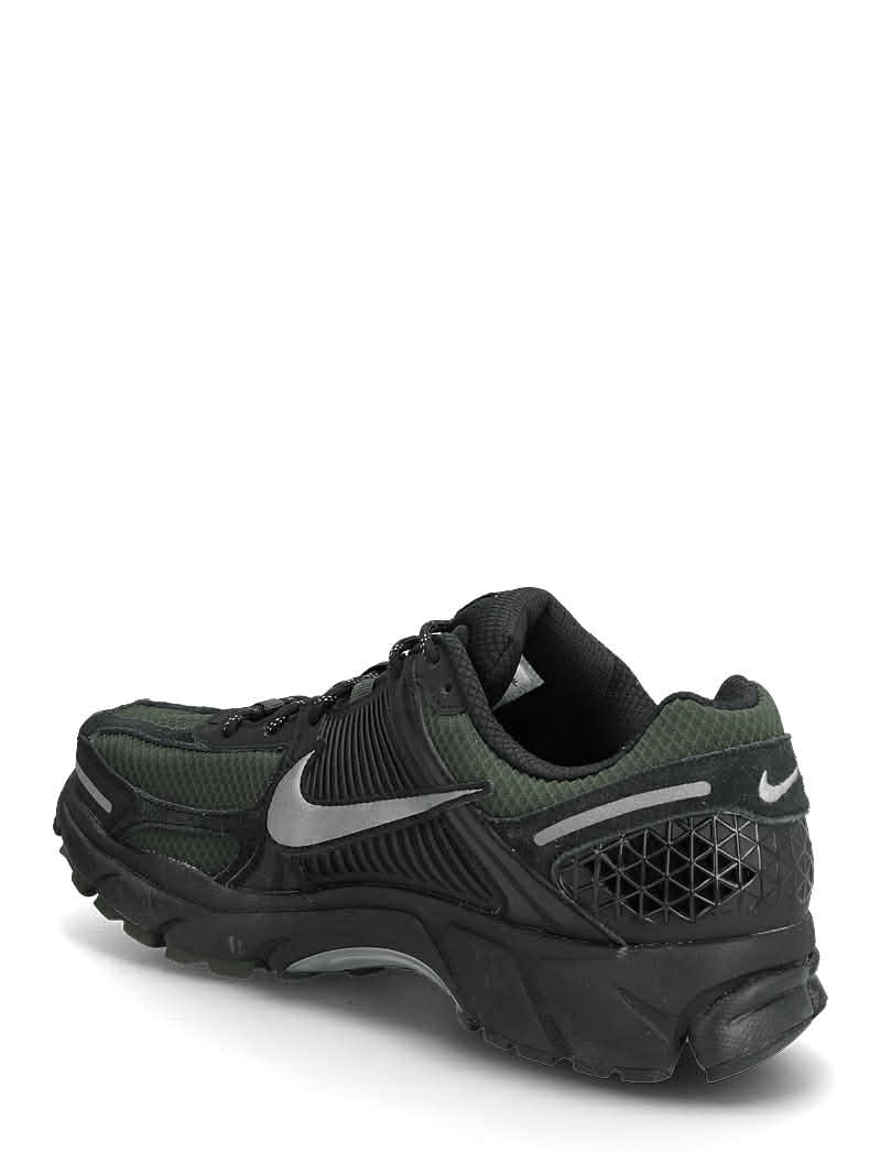 Sneaker Zoom Vomero 5  Black / Sequoia