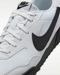 Basket Nike Terra Manta blanc