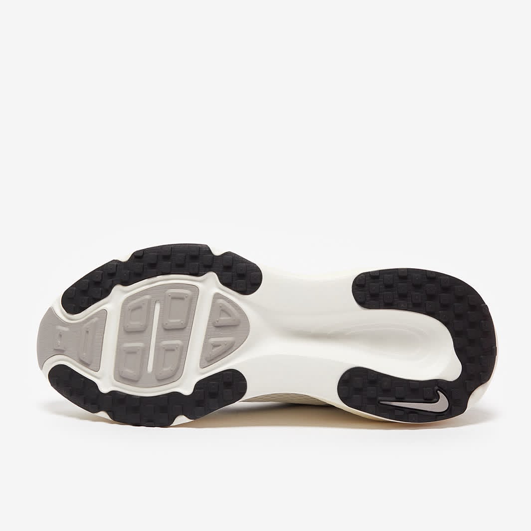 Basket Nike Vomero 18 White Black Swoosh