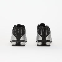 Nike Men's Shox R4 (Black/Black-Metallic Silver)