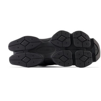 New Balance 9060 Triple Black